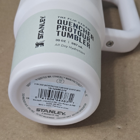 Stanley Very Light Pink Quencher Pro Tour Tumbler - Picture 2 of 8